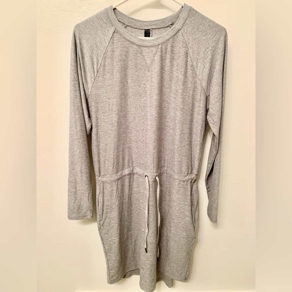 NWOT Kyodan Ultra Soft Long Sleeve Grey Dress w/ Drawstring and Pockets Size (S)
